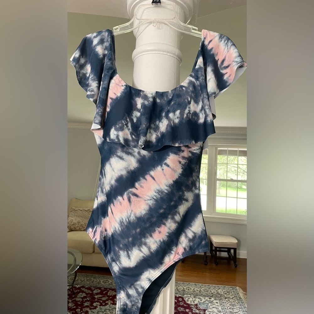 Envya women’s one piece shoulder Ruffed collar in blue gray and pink swimsuit